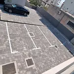 1 Bedroom Apartment In Makarska With Free Parking And Secured Parking On Beach